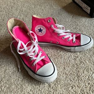 Hot pink converse, size 7.5
